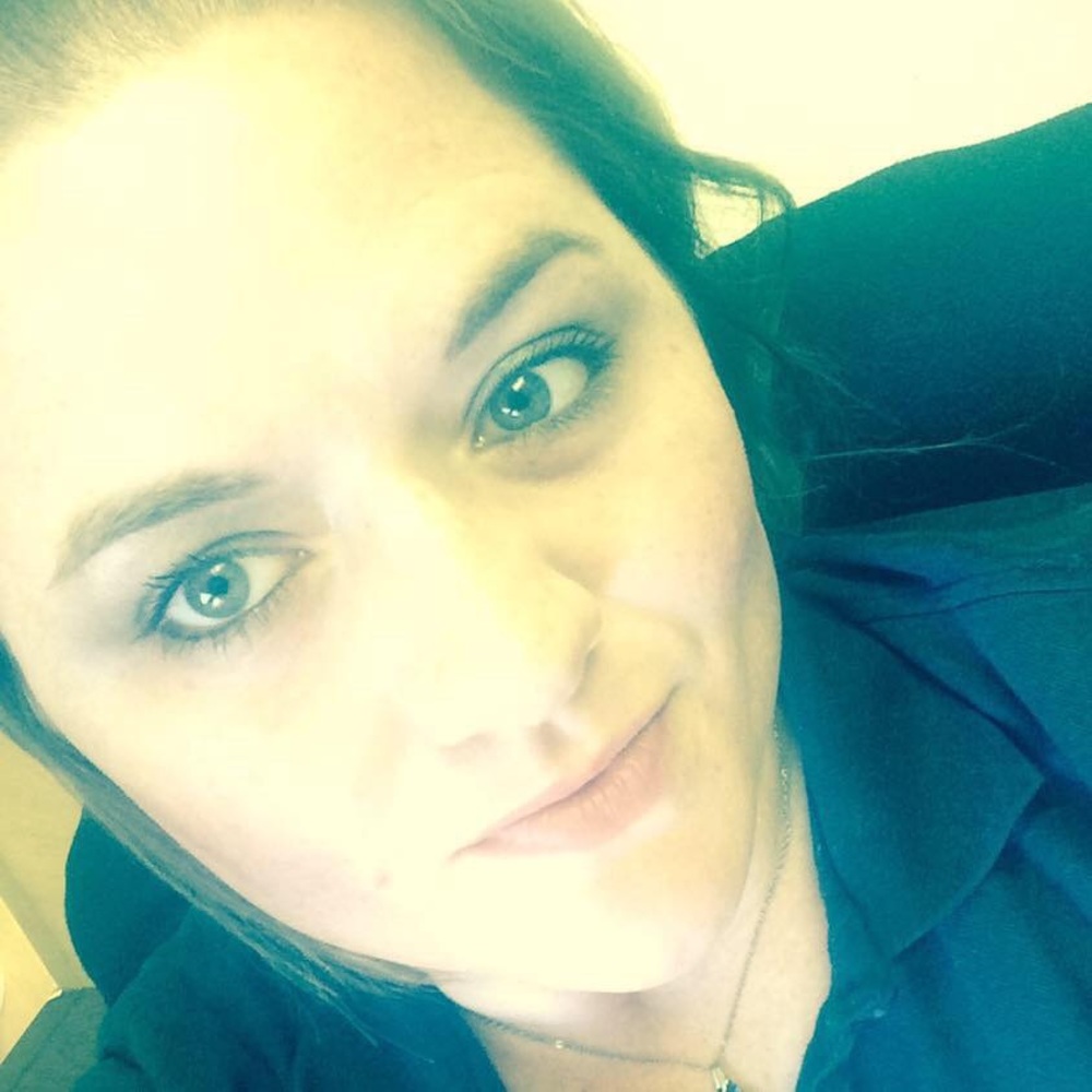 Meet your Posher, Leslie aka @TRENDYTREASURE1!!!